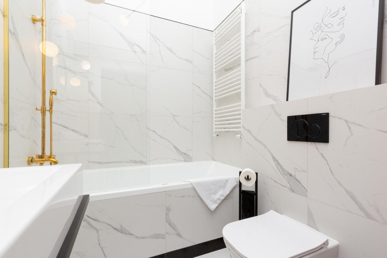 Lux Golden Apartment Praga Kepna By Renters Prestige Варшава Екстер'єр фото